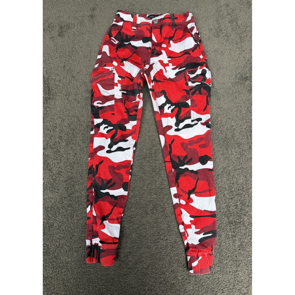 Almost Famous Red Camo Cargo Jogger Pants Slim Fit Stretch Small RUJO185A-ZW